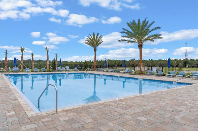 2698 ROWAN STREET, Tavares, FL 32778