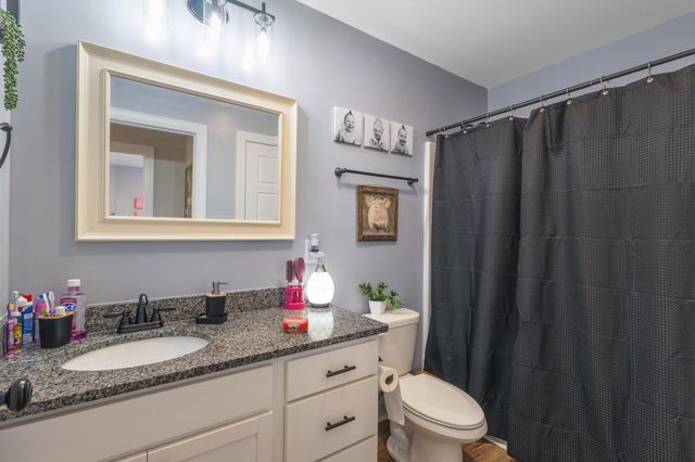 3911 Lake Dr., Loris, SC 29569