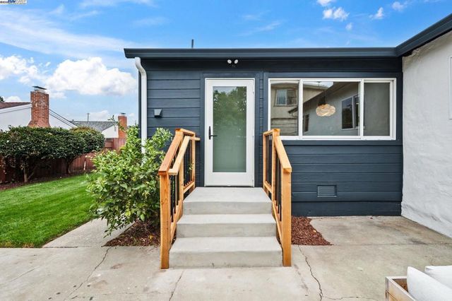 2147 Trombas Ave, San Leandro, CA 94577