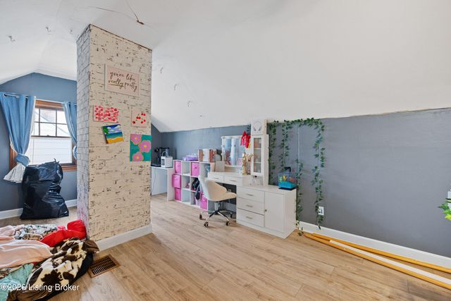 613 Creel Ave, Louisville, KY 40208