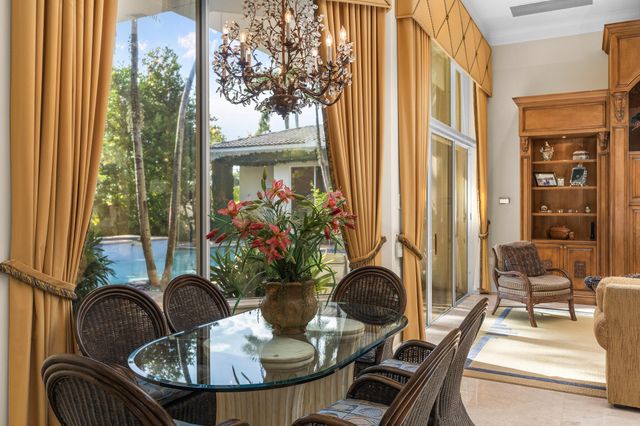 7555 Porto Vecchio Place, Delray Beach, FL 33446