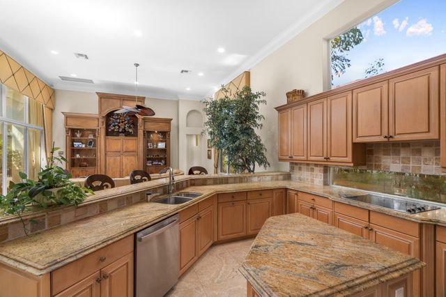 7555 Porto Vecchio Place, Delray Beach, FL 33446