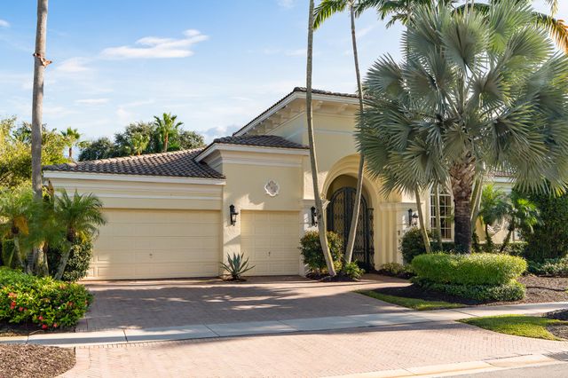 7555 Porto Vecchio Place, Delray Beach, FL 33446