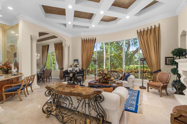 7555 Porto Vecchio Place, Delray Beach, FL 33446