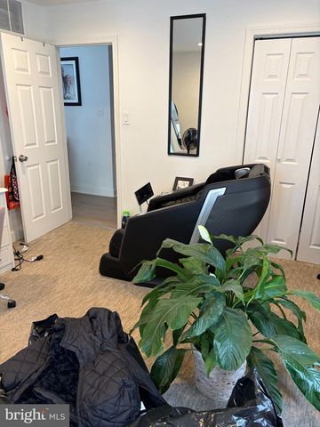 102 NEW JERSEY AVE, Atco, NJ 08004