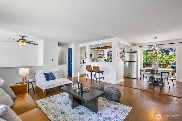 13405 115th Avenue NE, Kirkland, WA 98034