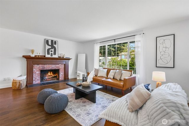 13405 115th Avenue NE, Kirkland, WA 98034
