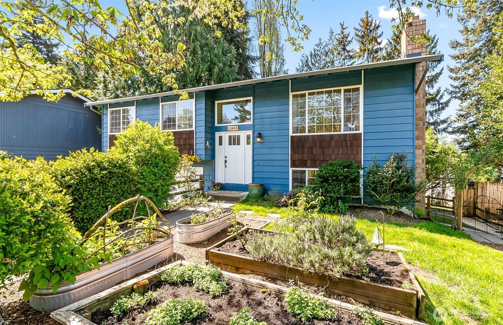 13405 115th Avenue NE, Kirkland, WA 98034