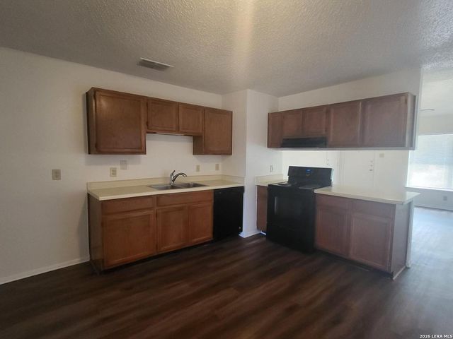 2531 Corian Glen, San Antonio, TX 78219