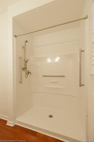 4411 Southbridge Dr Drive, Canton, MI 48188