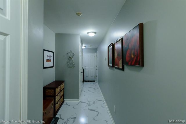 4411 Southbridge Dr Drive, Canton, MI 48188