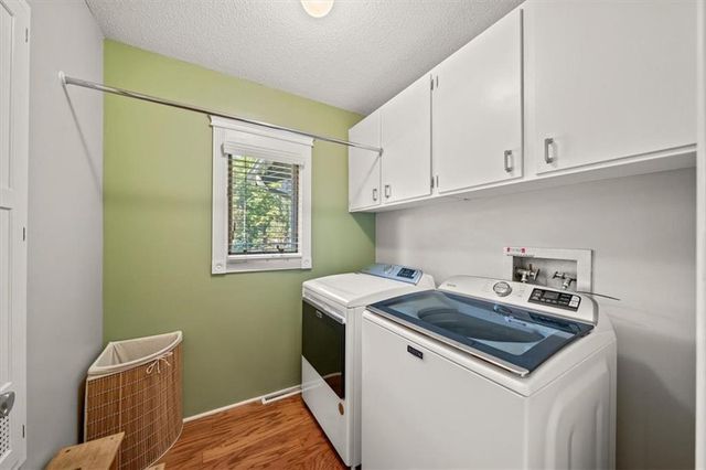 9601 Lee Boulevard, Leawood, KS 66206