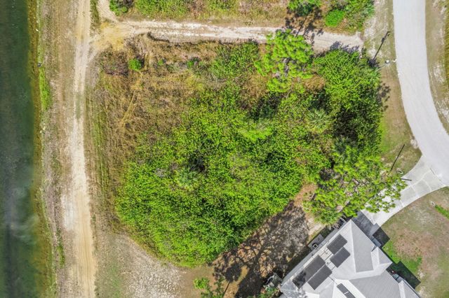 755 Longbow Lane, Lehigh Acres, FL 33972