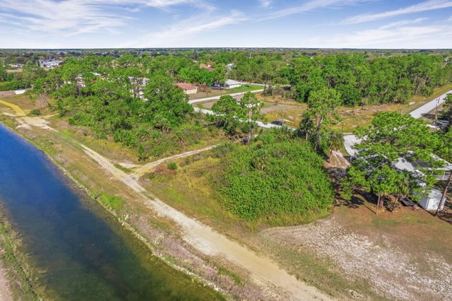 755 Longbow Lane, Lehigh Acres, FL 33972