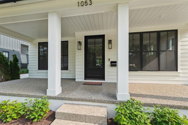 1053 Canterbury Street, Birmingham, MI 48009