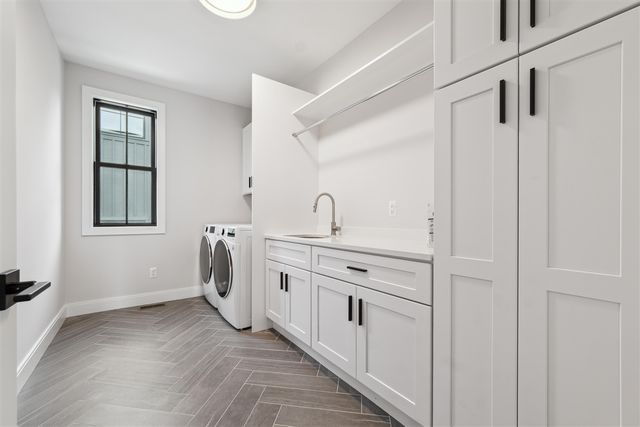 1053 Canterbury Street, Birmingham, MI 48009