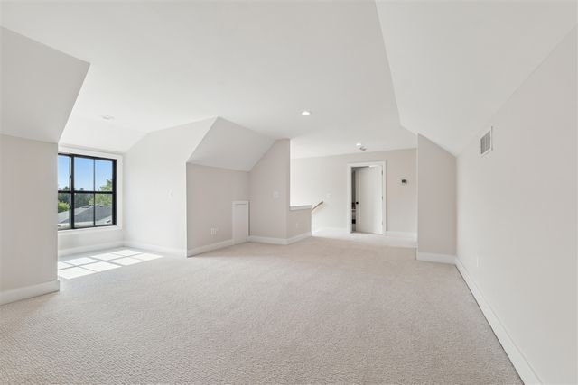 1053 Canterbury Street, Birmingham, MI 48009