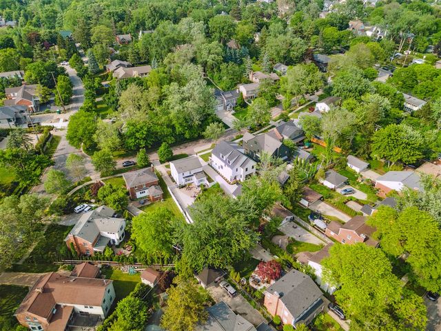 1053 Canterbury Street, Birmingham, MI 48009