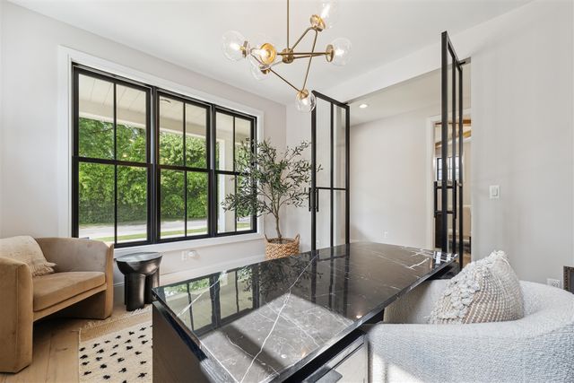 1053 Canterbury Street, Birmingham, MI 48009