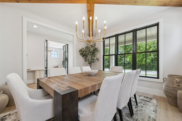 1053 Canterbury Street, Birmingham, MI 48009