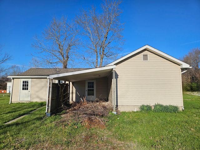 502 W 9th Street, West Frankfort, IL 62896