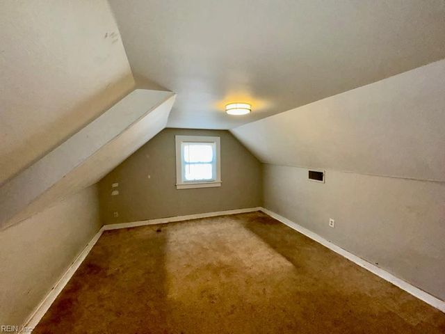 121 Sandpiper DR, Portsmouth, VA 23704