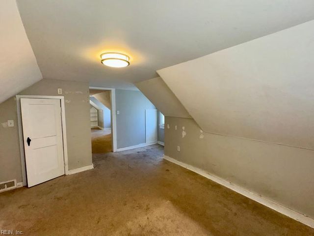 121 Sandpiper DR, Portsmouth, VA 23704