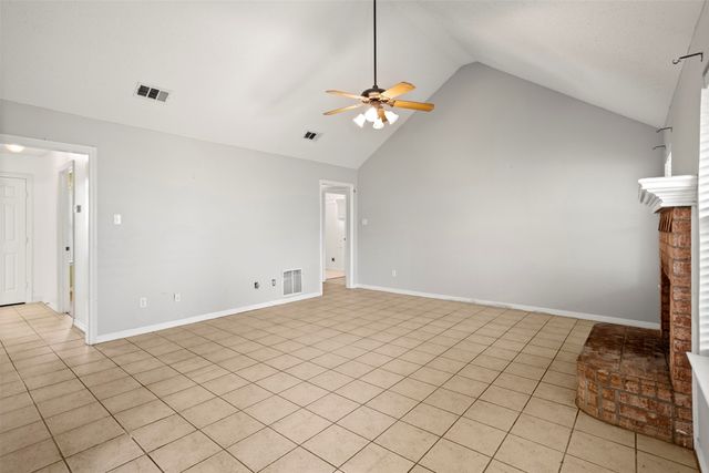 2825 FM 876, Waxahachie, TX 75167