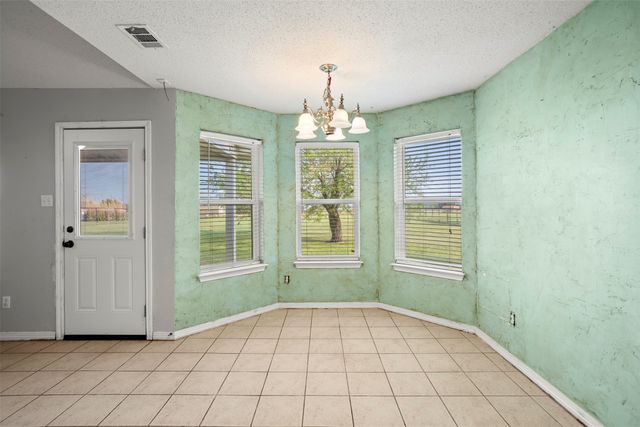 2825 FM 876, Waxahachie, TX 75167