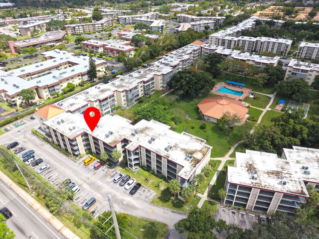 3099 NW 48th Avenue 260, Lauderdale Lakes, FL 33313