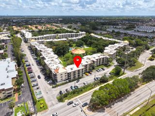 3099 NW 48th Avenue 260, Lauderdale Lakes, FL 33313