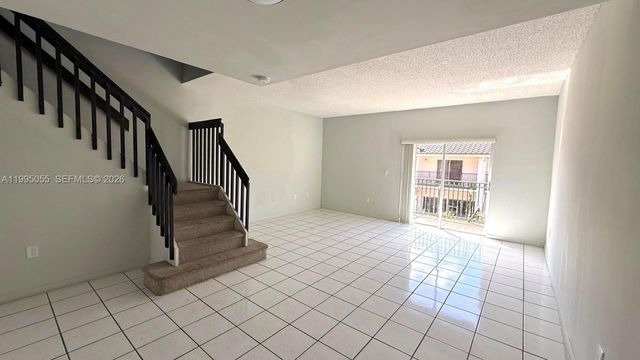 10026 Hammocks Blvd 206-6, Miami, FL 33196