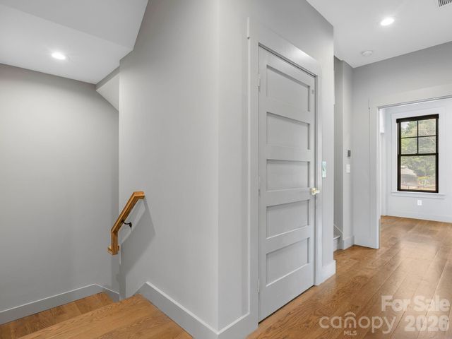 229 Broadway Street, Asheville, NC 28801