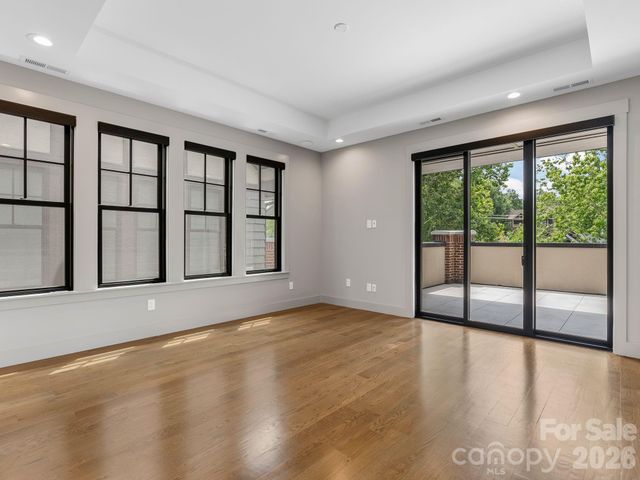 229 Broadway Street, Asheville, NC 28801