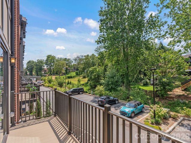 229 Broadway Street, Asheville, NC 28801
