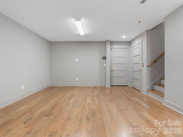 229 Broadway Street, Asheville, NC 28801