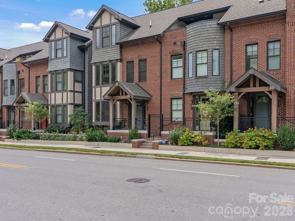 229 Broadway Street, Asheville, NC 28801