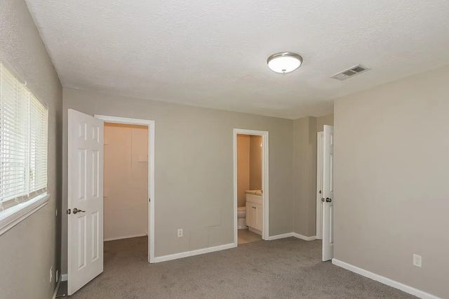 16739 Forest Bend Avenue, Friendswood, TX 77546