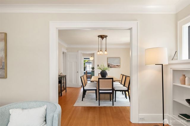 3918 Wallingford Avenue N, Seattle, WA 98103