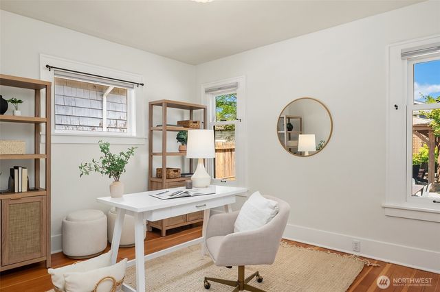3918 Wallingford Avenue N, Seattle, WA 98103