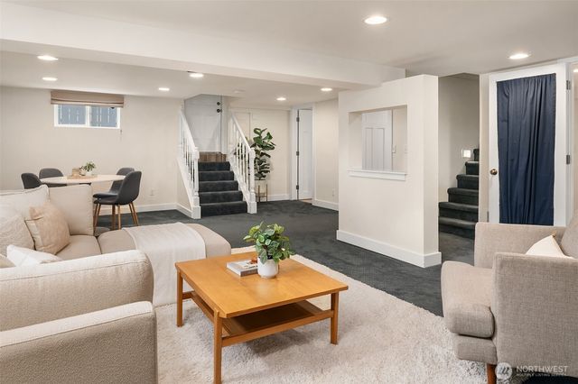 3918 Wallingford Avenue N, Seattle, WA 98103