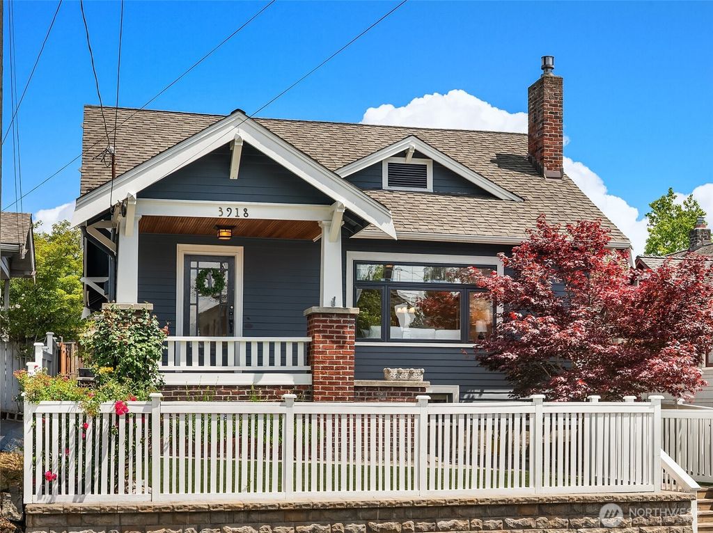 3918 Wallingford Avenue N, Seattle, WA 98103