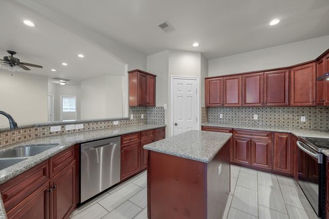 3429 Nottingham Lane, Montgomery, TX 77356