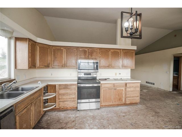 7730 Shenandoah Dr, Elizabeth, CO 80107