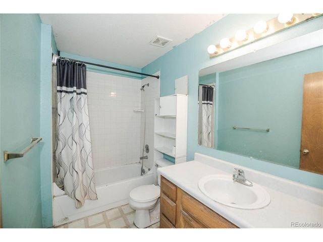 7730 Shenandoah Dr, Elizabeth, CO 80107