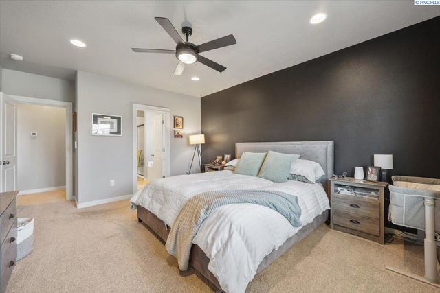 6005 Curlew Lane, Pasco, WA 99301