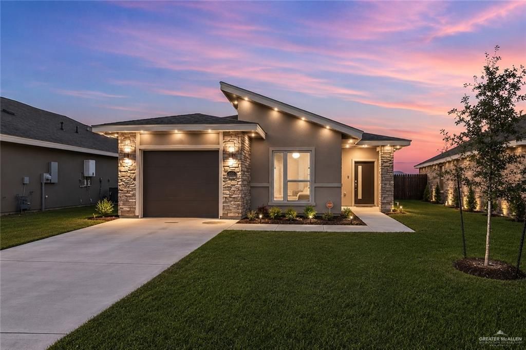 2537 N Blue Sage Avenue, Edinburg, TX 78541