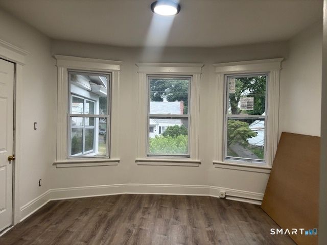 1483 W Broad Street, Stratford, CT 06614