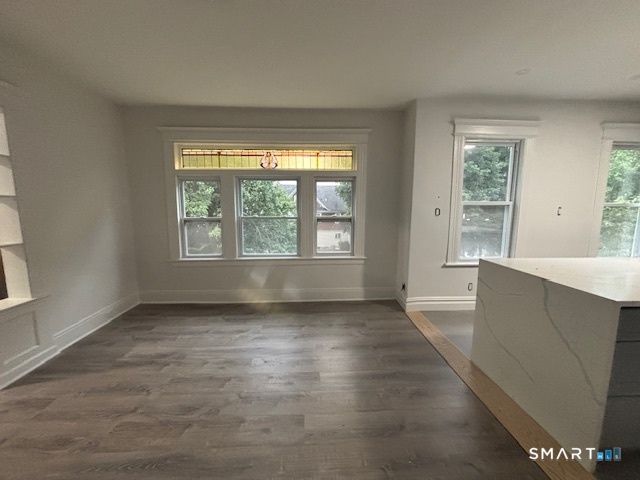 1483 W Broad Street, Stratford, CT 06614