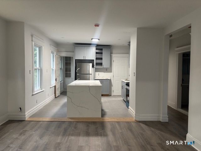 1483 W Broad Street, Stratford, CT 06614